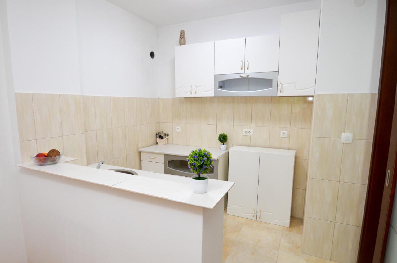 City Center Kotor - Garage Parking Included Bagian luar foto
