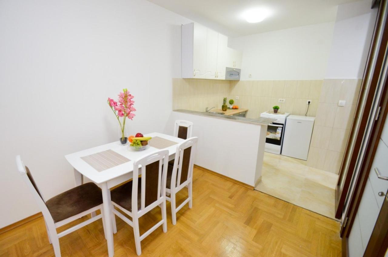 City Center Kotor - Garage Parking Included Bagian luar foto